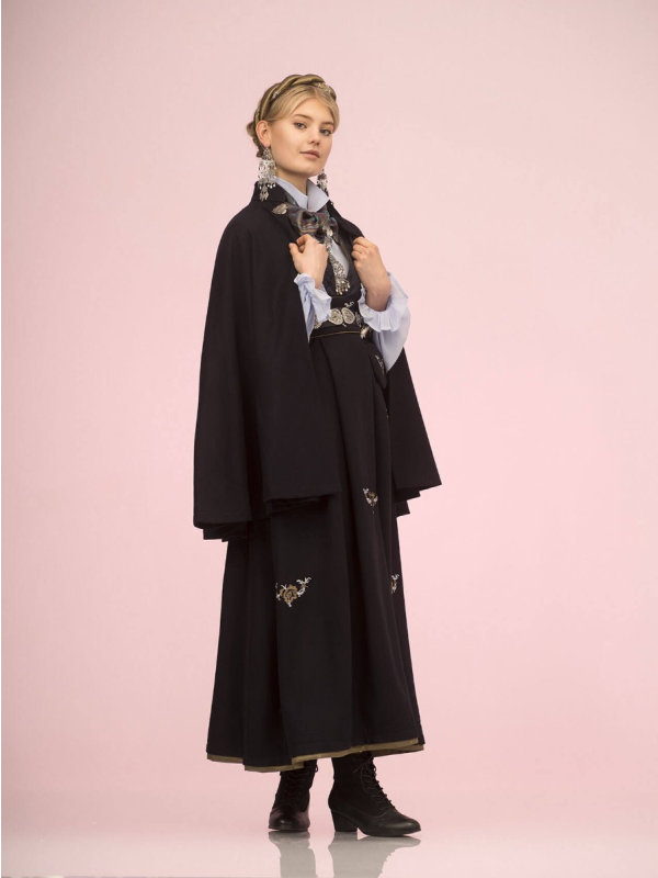 Anna cape fra Maxemilia