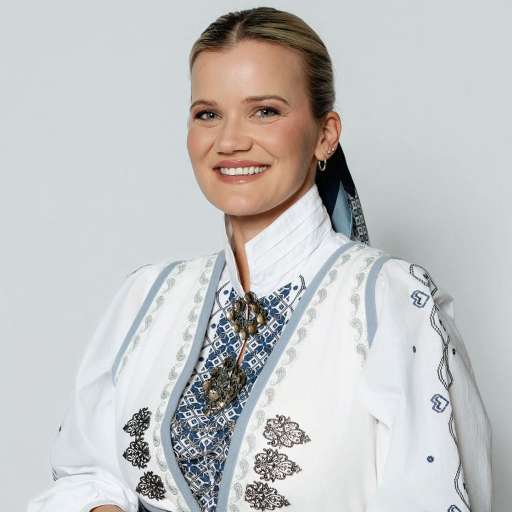 Sandra Lyng i Drømmedrakt